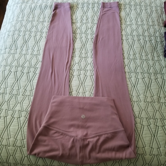 💜 LULULEMON Dusty Mauve Align Pant 28" Sz 2 💜 - Picture 3 of 4